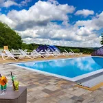 Panorama Wettiner Hoehe Hotel