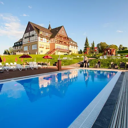 Panorama Wettiner Hoehe Отель Зайфен