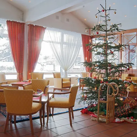 فندق Panorama Wettiner Hoehe 4*