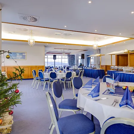 Panorama Wettiner Hoehe Hotel 4*