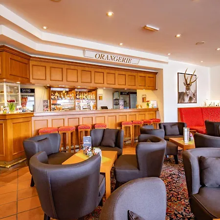 Hotel Panorama Wettiner Hoehe 4*