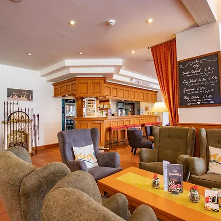 Panorama Wettiner Hoehe Отель Зайфен