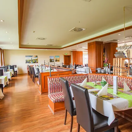 Panorama Wettiner Hoehe 4* Зайфен