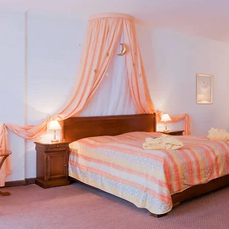 Hotel Panorama Wettiner Hoehe