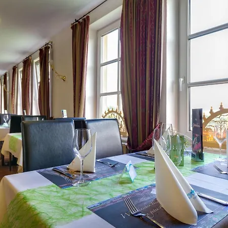 Panorama Wettiner Hoehe Hotel