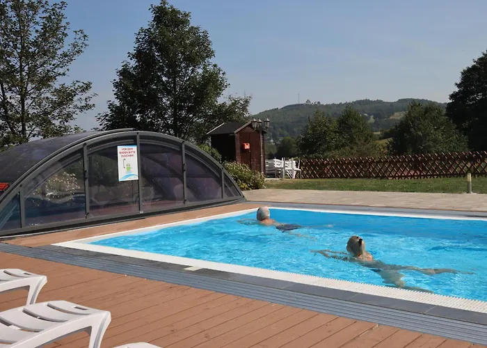 فندق Panorama Wettiner Hoehe 4*